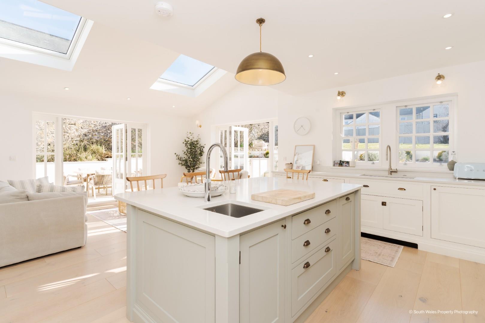 Heath House, 54 Eastgate, Cowbridge, Vale Of Glamorgan, CF71 7AB